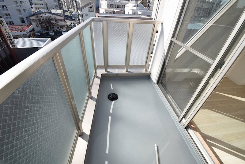 16/27 バルコニー