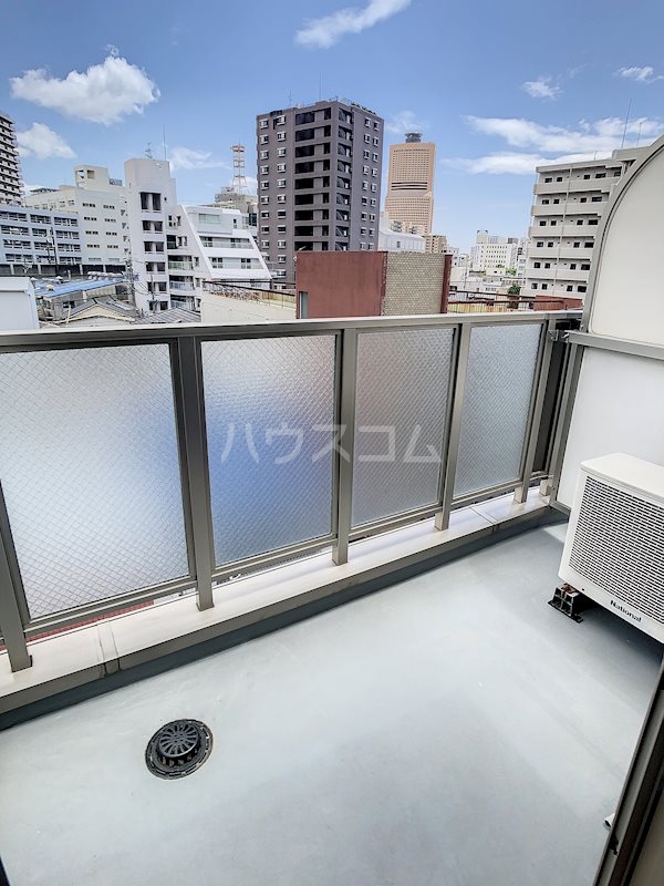 13/21 バルコニー