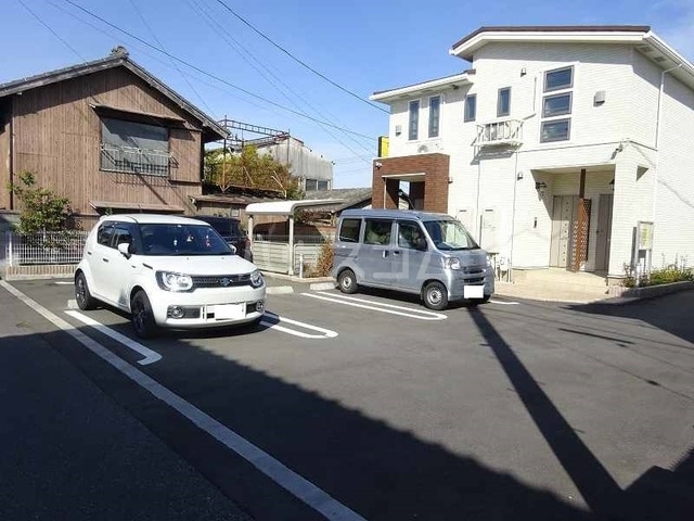 15/21 駐車場