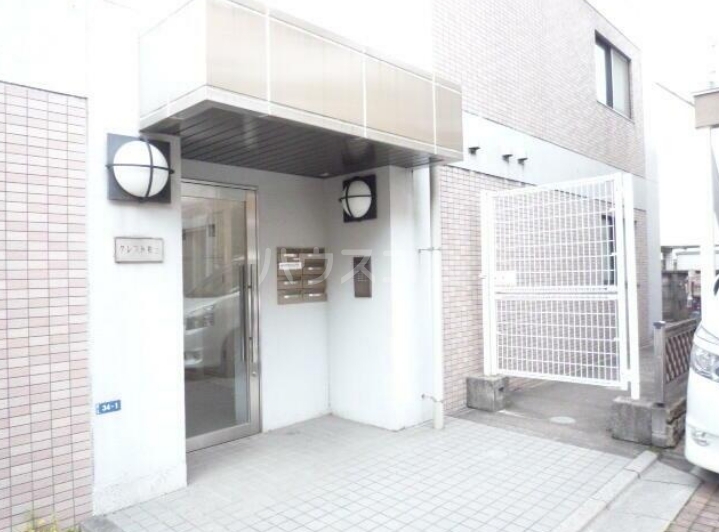 15/20 エントランス