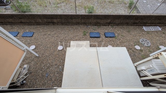 18/30 バルコニー