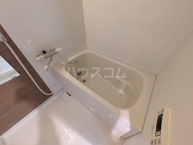 13/30 浴室