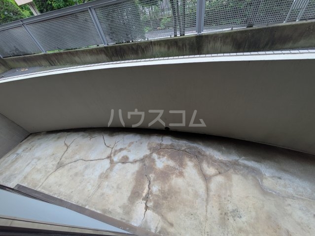 20/30 バルコニー