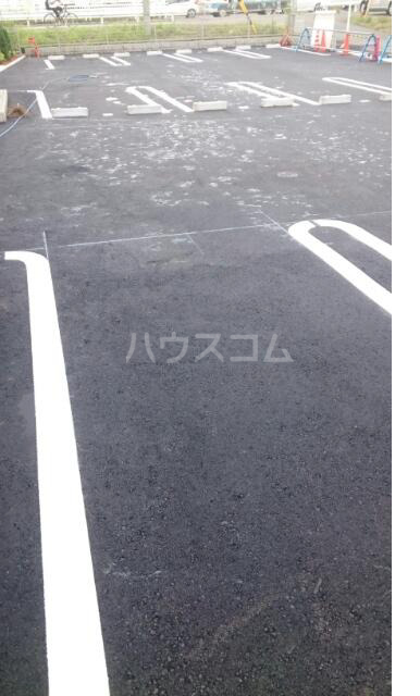 14/20 駐車場