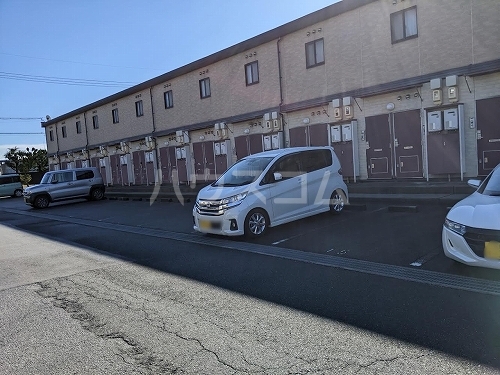 21/24 駐車場