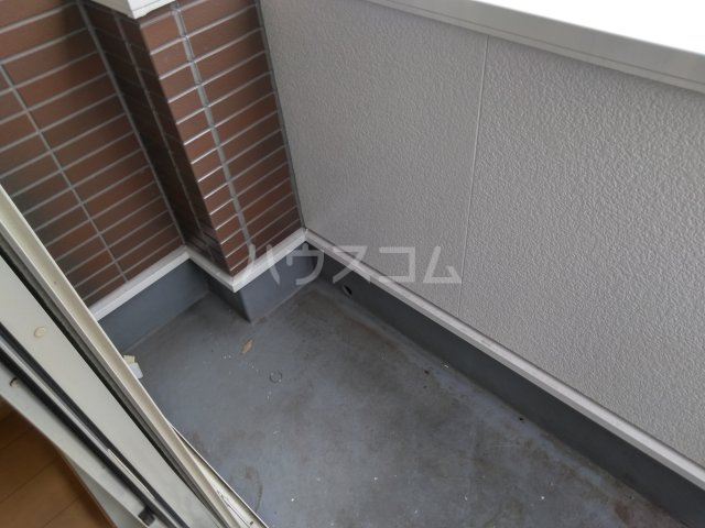 18/28 バルコニー