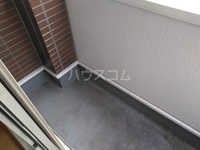 19/28 バルコニー