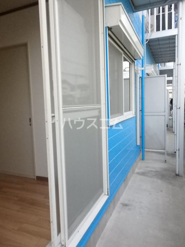 13/23 バルコニー