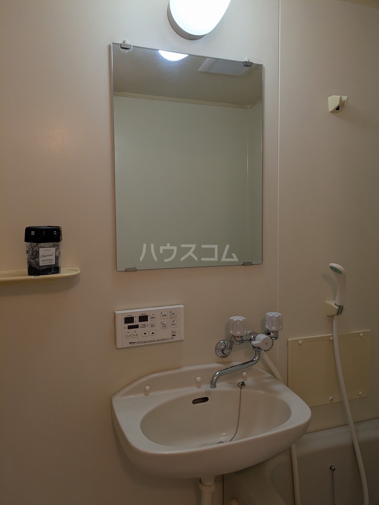 17/30 洗面