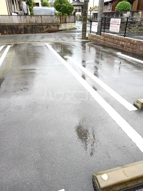 14/22 駐車場