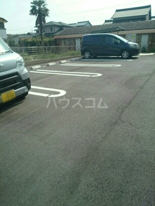 14/20 駐車場