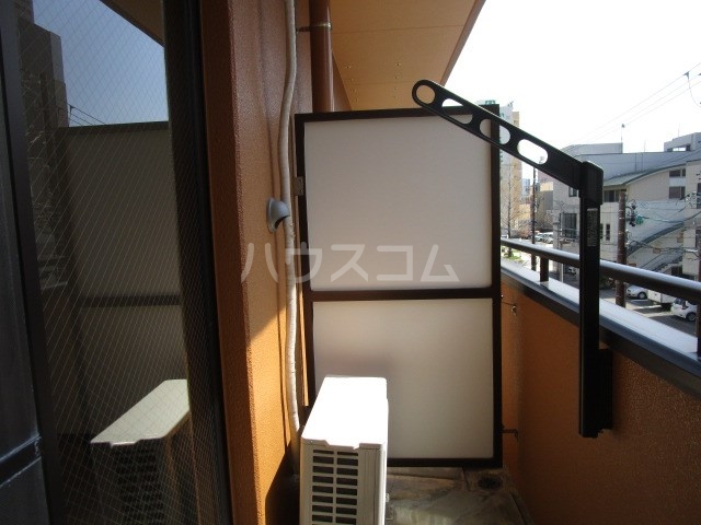 16/27 バルコニー