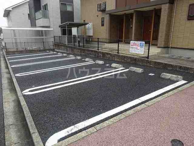 2/8 駐車場