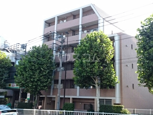 17/23 エントランス