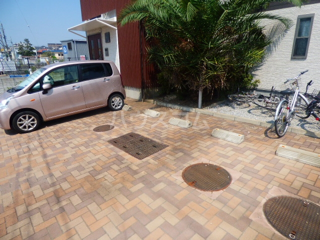 20/30 エントランス