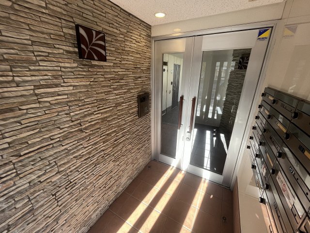 29/30 エントランス