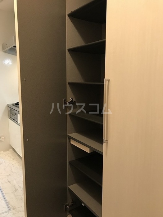 収納