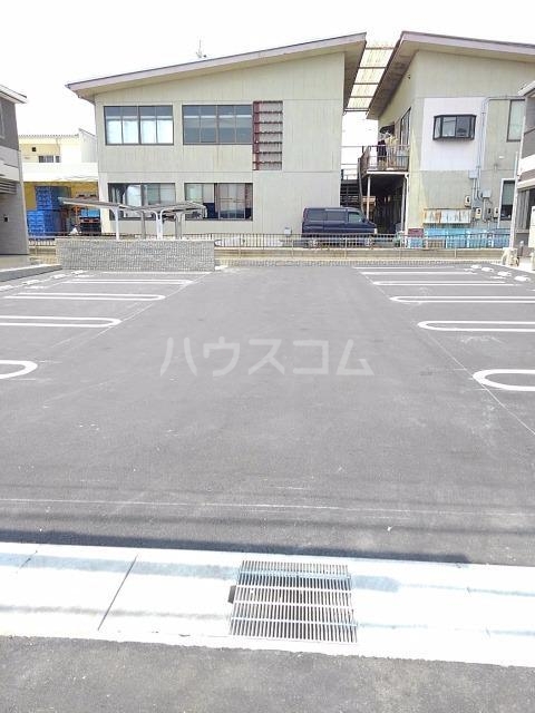 2/8 駐車場