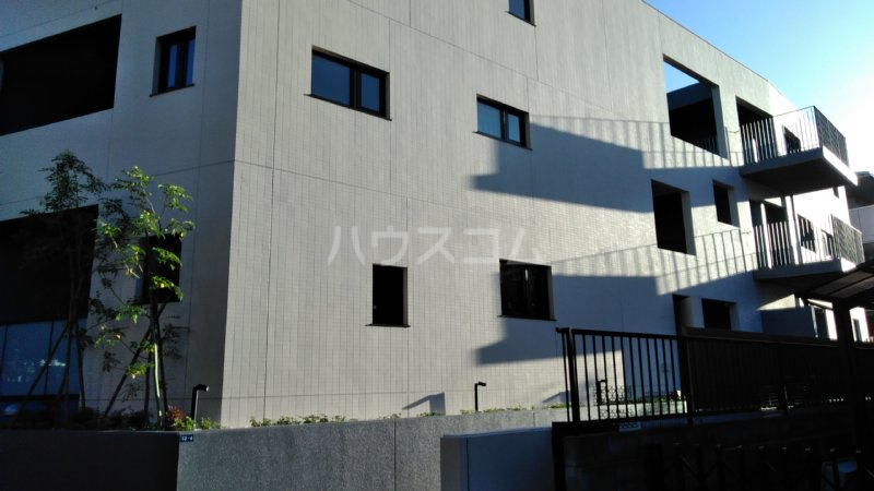 2/30 外観