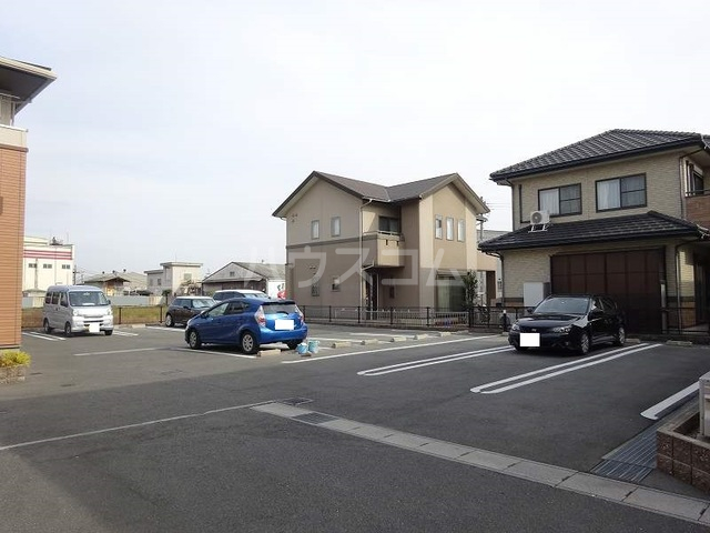 14/20 駐車場