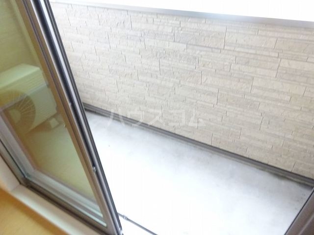 19/30 バルコニー