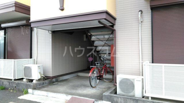 21/23 エントランス