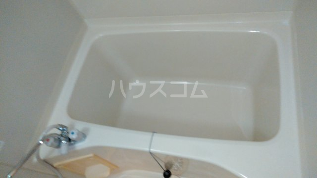 13/23 浴室