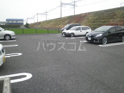 14/20 駐車場