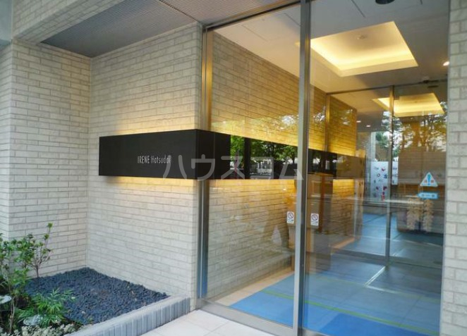 15/22 エントランス