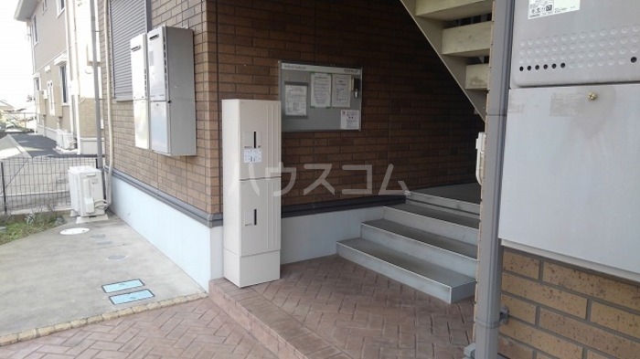 13/17 エントランス