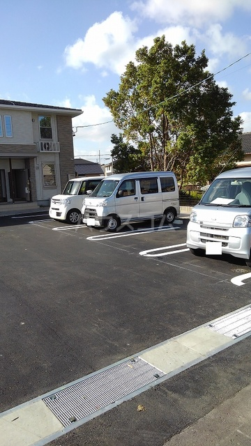 14/16 駐車場