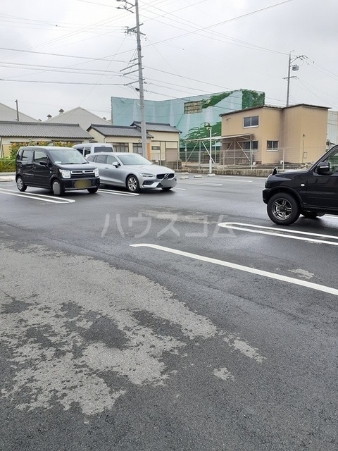 2/8 駐車場
