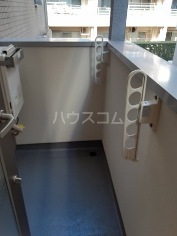 19/30 バルコニー