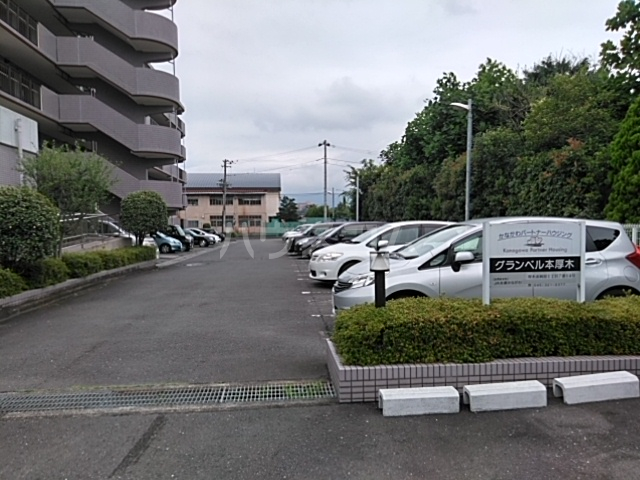 3/4 駐車場