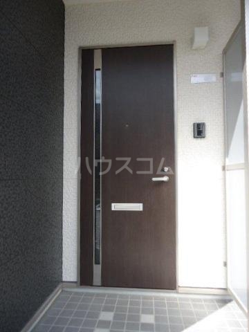 18/28 エントランス