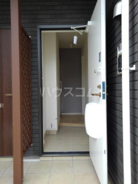 2/2 エントランス