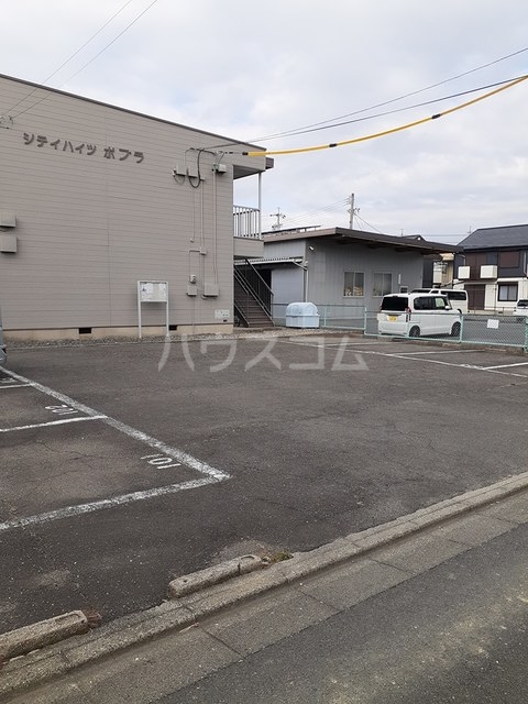16/24 駐車場