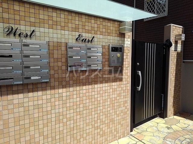 15/30 エントランス