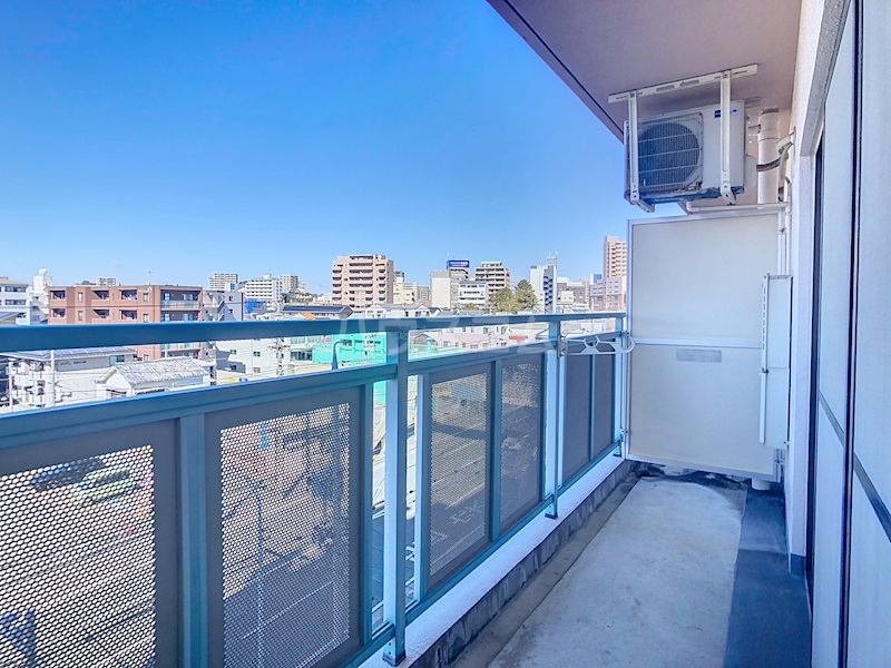 15/23 バルコニー