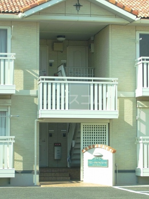 3/4 エントランス