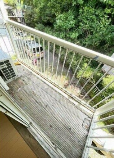 13/21 バルコニー