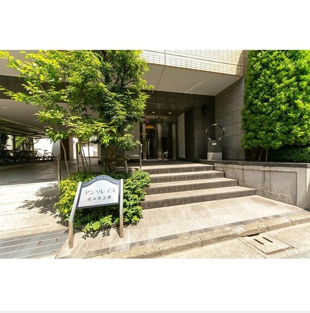 3/7 エントランス