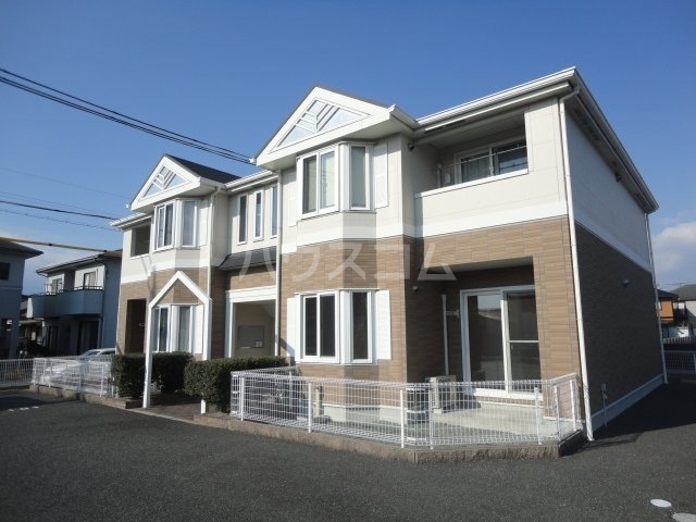 24/28 エントランス