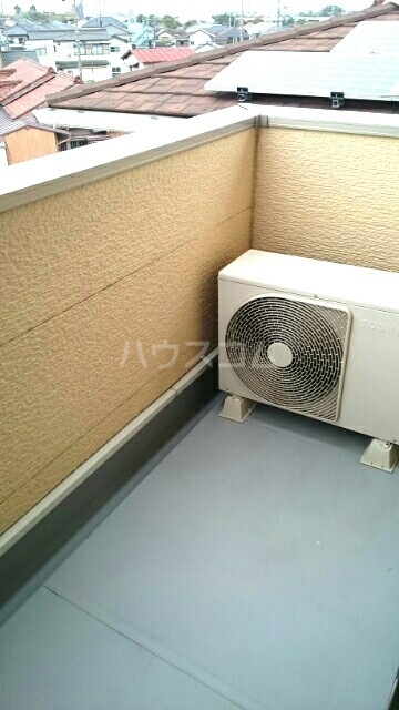 13/23 バルコニー
