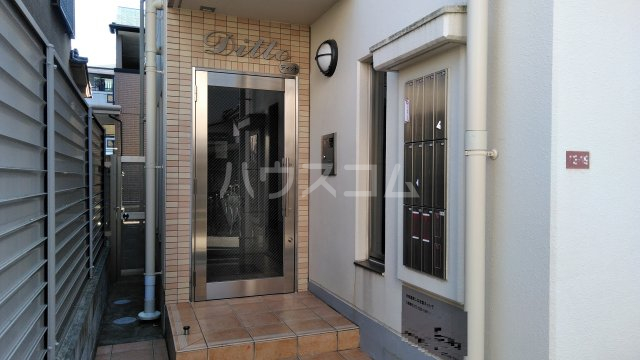 29/30 エントランス