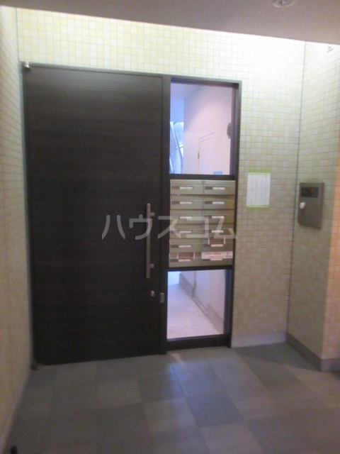 3/10 エントランス