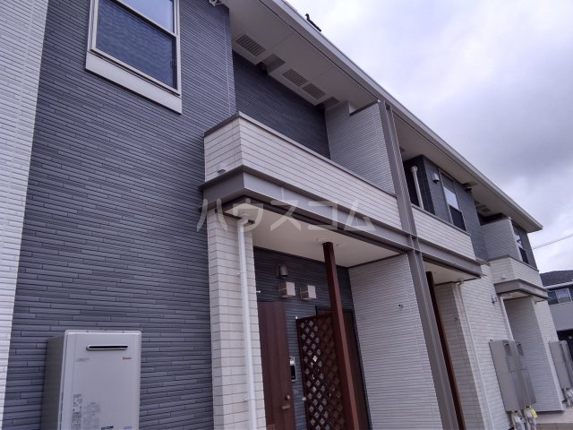 25/30 エントランス