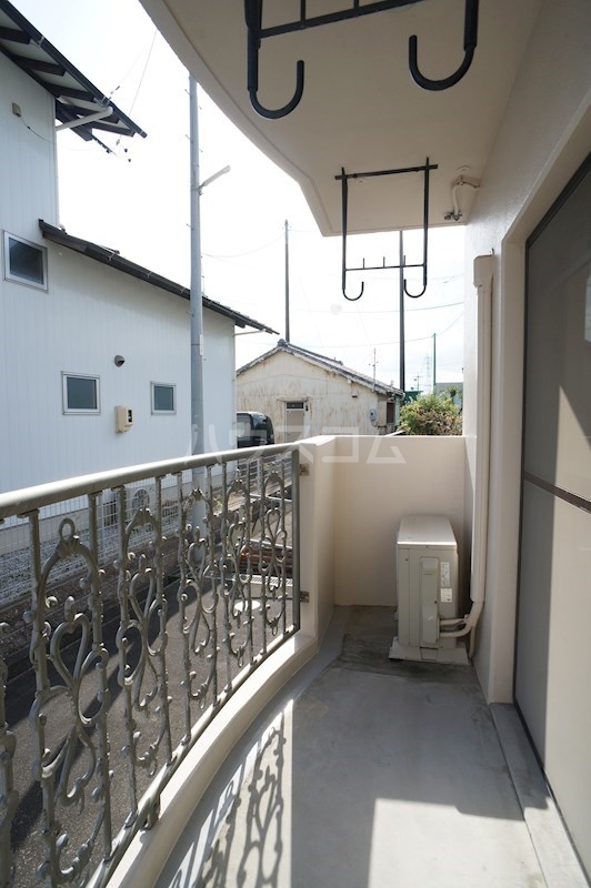 15/22 バルコニー