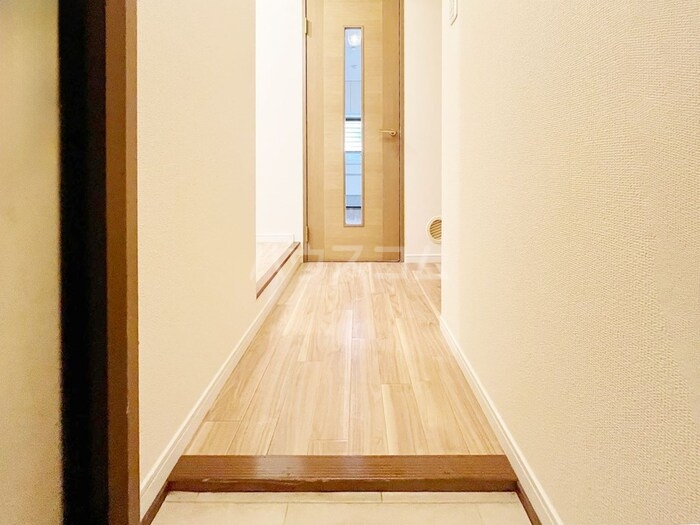 16/29 玄関