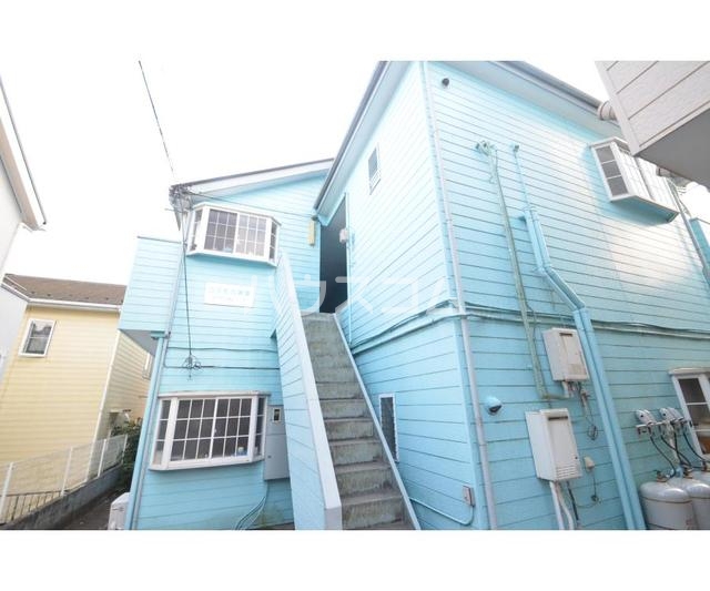 18/19 エントランス